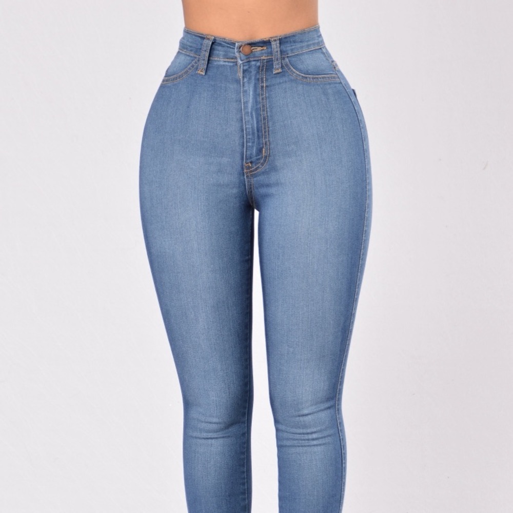 Medium Wash, Classic High Waist Jeans